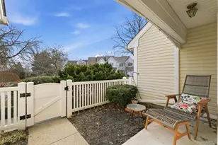 60 Spruce Ridge Dr, Fishkill, NY 12524 - Photo 5