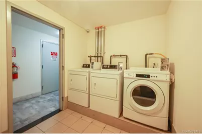 2517 Voorhies Avenue #1C, Brooklyn, NY 11235 - Photo 19