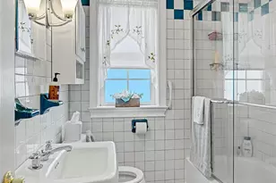 72 Harris St, Patchogue, NY 11772 - Photo 17