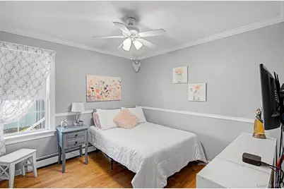 72 Harris Street, Patchogue, NY 11772 - Photo 19