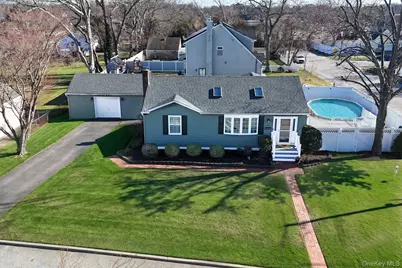 72 Harris Street, Patchogue, NY 11772 - Photo 31