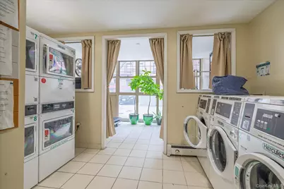 8375 117th Street #6F, Kew Gardens, NY 11418 - Photo 19