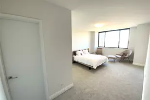 271-10 Grand Central Pkwy, Floral Park, NY 11005 - Photo 17