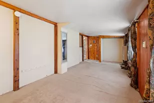 7 Red Top Rd, Wallkill, NY 12589 - Photo 9