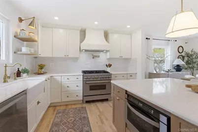 12 King Avenue, Melville, NY 11747 - Photo 9