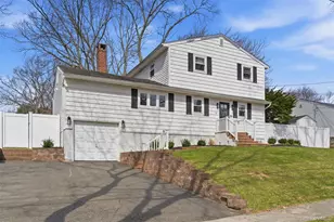 12 King Ave, Melville, NY 11747 - Photo 3