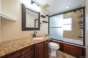 317 Centre Ave, Lindenhurst, NY 11757 - Photo 37