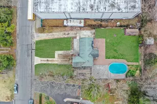 317 Centre Ave, Lindenhurst, NY 11757 - Photo 25