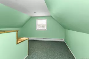 247 Knollwood Ln, Seaford, NY 11783 - Photo 17