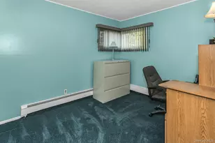 247 Knollwood Ln, Seaford, NY 11783 - Photo 13