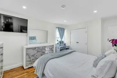 35 Grant Boulevard, Hampton Bays, NY 11946 - Photo 15