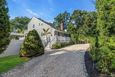 35 Grant Boulevard, Hampton Bays, NY 11946 - Photo 3