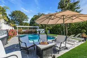35 Grant Blvd, Hampton Bays, NY 11946 - Photo 23