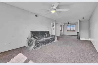 228 Mariners Way, Copiague, NY 11726 - Photo 3