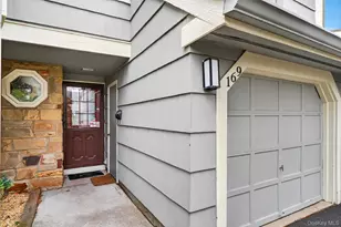 169 Treetop Cir, Nanuet, NY 10954 - Photo 3