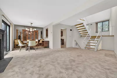 169 Treetop Circle, Nanuet, NY 10954 - Photo 7