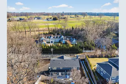 208 Cow Neck Road, Port Washington, NY 11050 - Photo 39