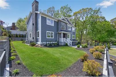 208 Cow Neck Road, Port Washington, NY 11050 - Photo 3