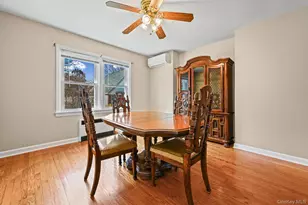 544 Birch St, West Hempstead, NY 11552 - Photo 7