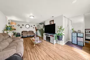 15 Birchwood Rd, Medford, NY 11763 - Photo 7