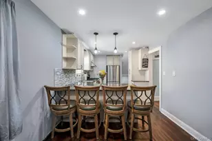 2478 Loft Ave, Baldwin, NY 11510 - Photo 7