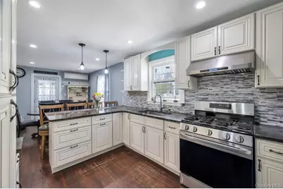 2478 Loft Avenue, Baldwin, NY 11510 - Photo 3