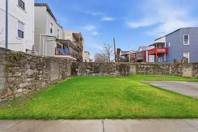 1677 Unionport Road, Bronx, NY 10462 - Photo 33