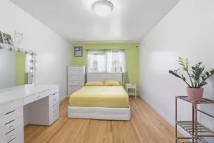 1677 Unionport Rd, Bronx, NY 10462 - Photo 7