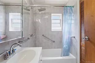 1677 Unionport Rd, Bronx, NY 10462 - Photo 27