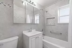 1677 Unionport Rd, Bronx, NY 10462 - Photo 11