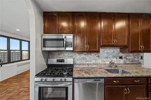 2835 Webb Ave, Bronx, NY 10468 - Photo 19