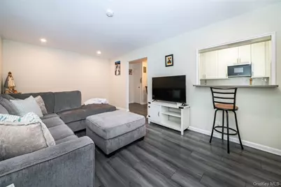 450 Pelham Road #3H, New Rochelle, NY 10805 - Photo 9