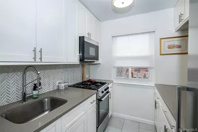 450 Pelham Road #3H, New Rochelle, NY 10805 - Photo 7