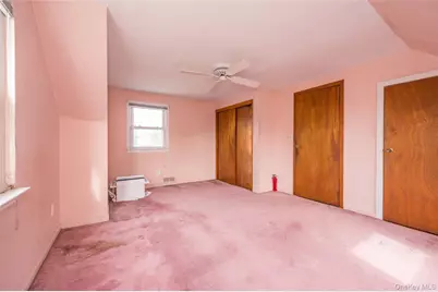 832 Stratford Drive, East Meadow, NY 11554 - Photo 11