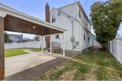 832 Stratford Drive, East Meadow, NY 11554 - Photo 21