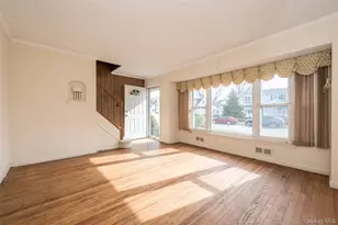 832 Stratford Dr, East Meadow, NY 11554 - Photo 3