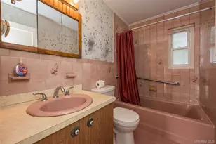 832 Stratford Dr, East Meadow, NY 11554 - Photo 9