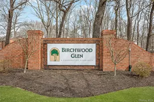 10 Glen Hollow Rd, Holtsville, NY 11742 - Photo 19