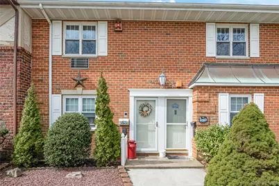 10 Glen Hollow Road #C7, Holtsville, NY 11742 - Photo 1