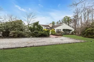 4 Christine Ln, Manorville, NY 11949 - Photo 3