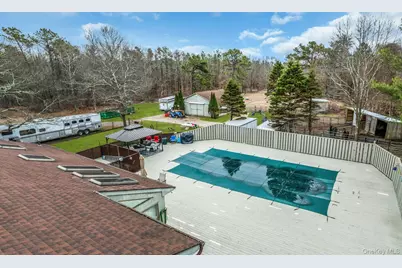 4 Christine Lane, Manorville, NY 11949 - Photo 23