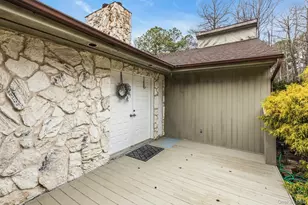 4 Christine Ln, Manorville, NY 11949 - Photo 5