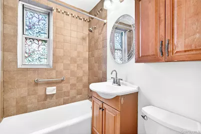 360 Westchester Avenue #122, Port Chester, NY 10573 - Photo 29