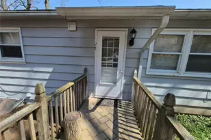 27 Oakwood Dr, Nyack, NY 10960 - Photo 17