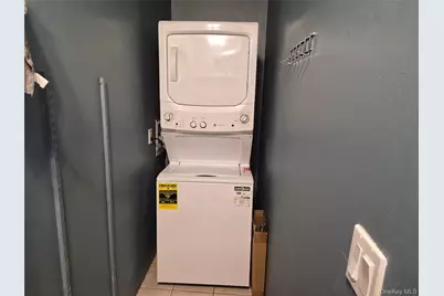 27 Oakwood Drive, Nyack, NY 10960 - Photo 19