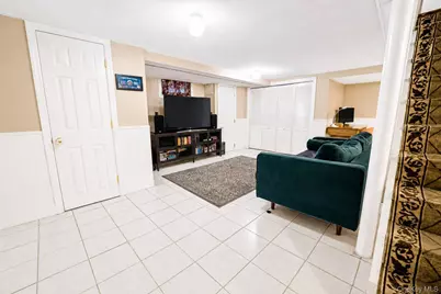 8 Seneca Avenue, White Plains, NY 10603 - Photo 21