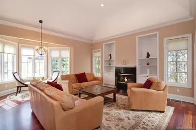 9 Stony Gate Oval, New Rochelle, NY 10804 - Photo 15