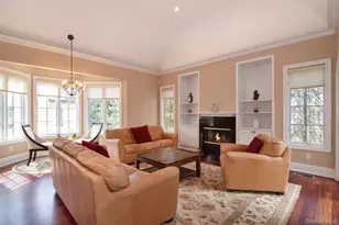 9 Stony Gate Oval, New Rochelle, NY 10804 - Photo 15