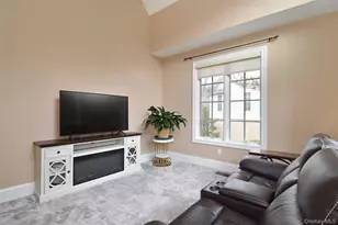 9 Stony Gate Oval, New Rochelle, NY 10804 - Photo 13