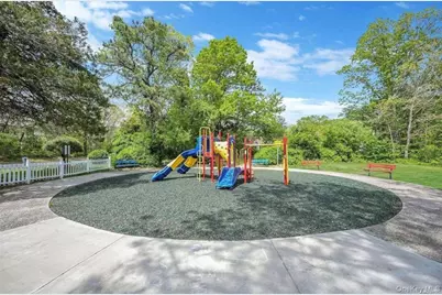 8 Birchwood Road, Medford, NY 11763 - Photo 39